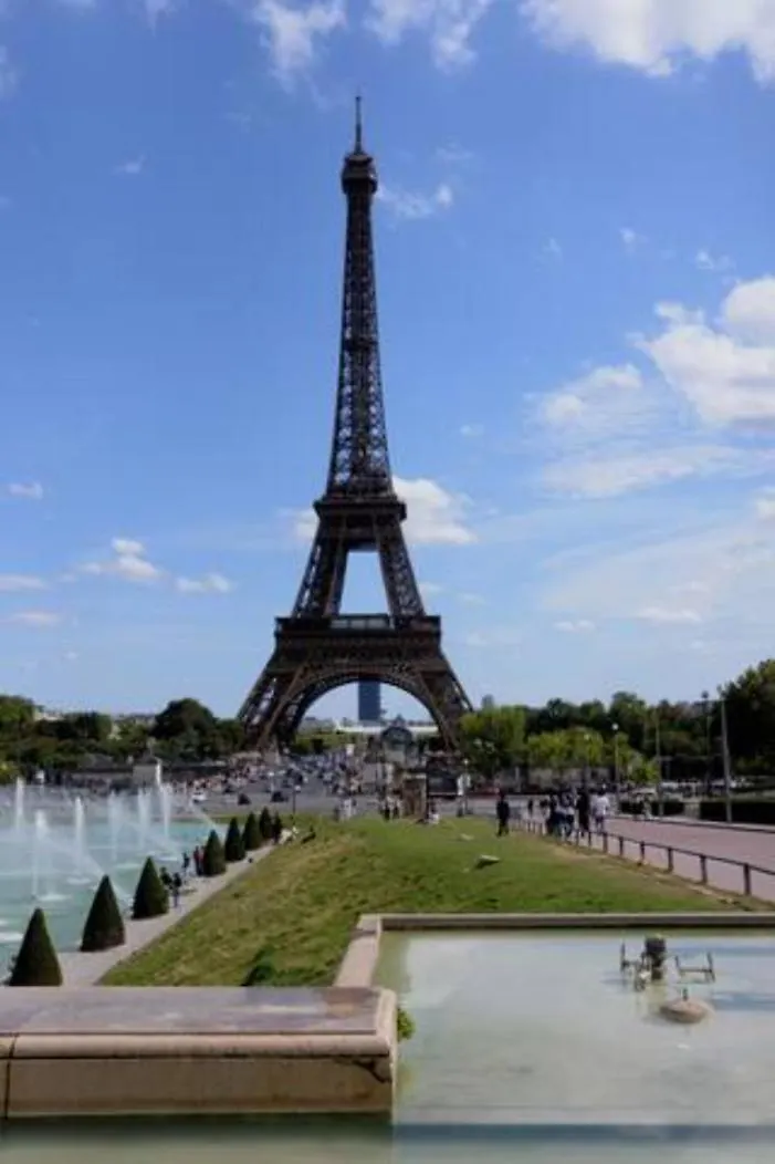 Rum i privatbostad Eiffel Edge Escape 30 M From Eiffel Tower Paris
