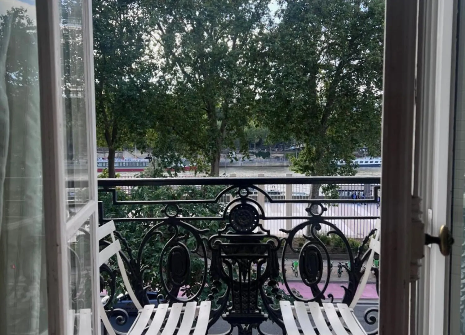 Eiffel Edge Escape 30 M From Eiffel Tower Rum i privatbostad Paris