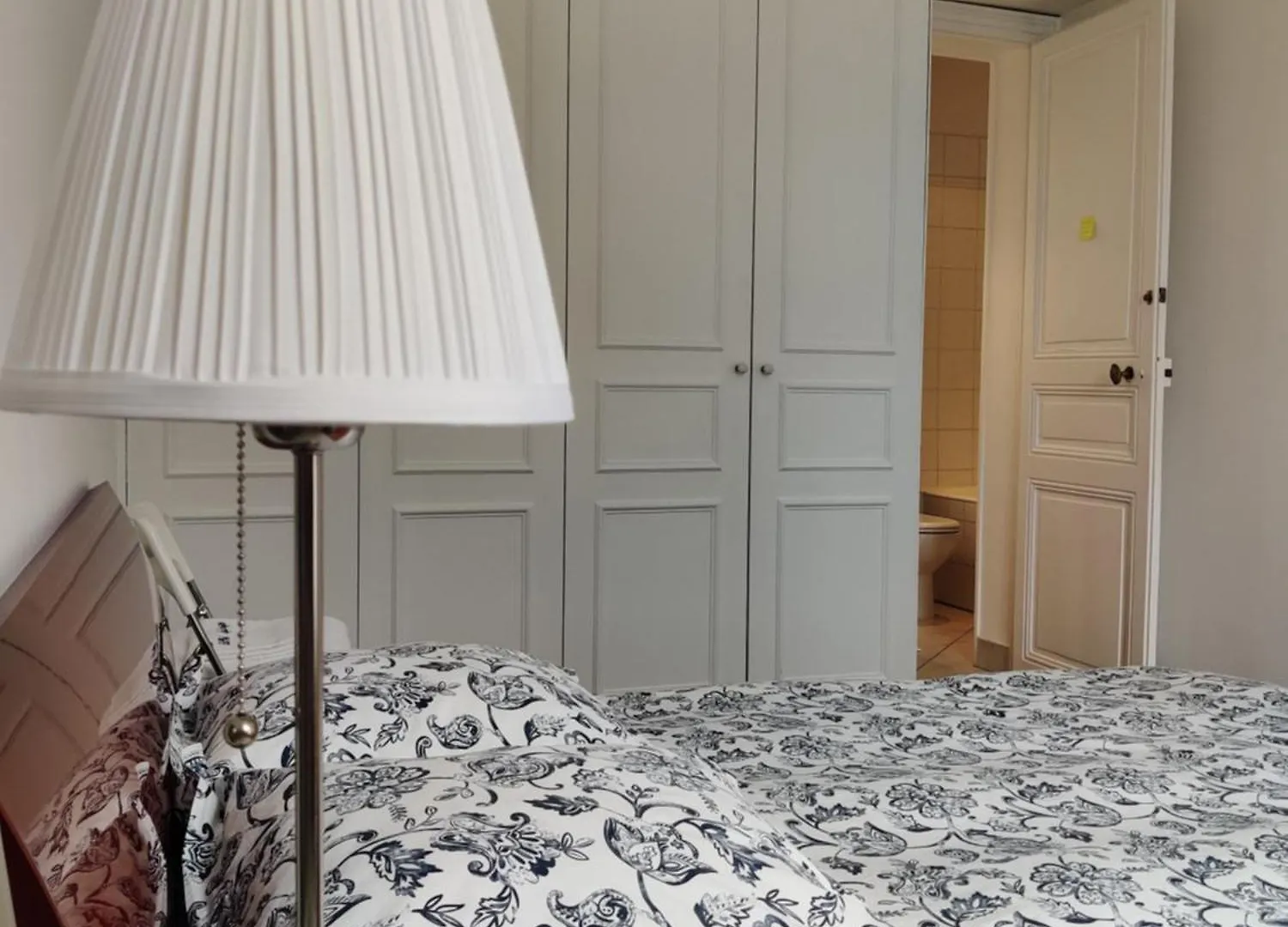 Rum i privatbostad Eiffel Edge Escape 30 M From Eiffel Tower Paris